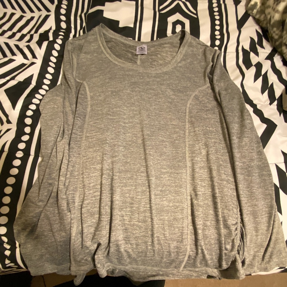 Athletic long sleeve